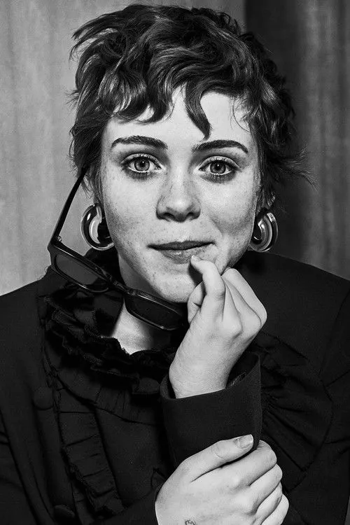 Sophia Lillis photo