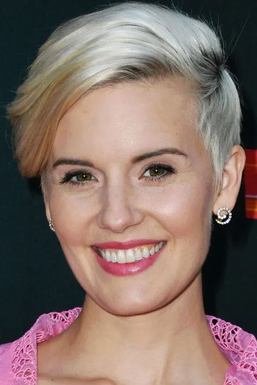 Maggie Grace photo