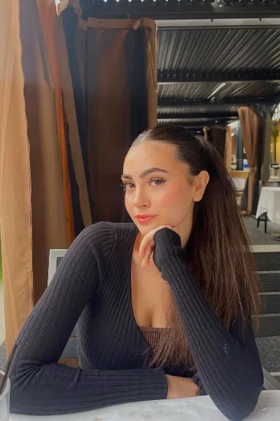 Sophie Hesri photo