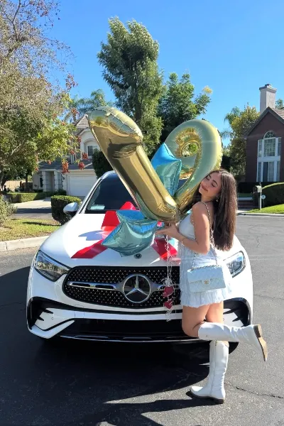 Sophie Hesri photo