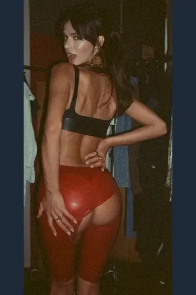 Bruna Marquezine photo