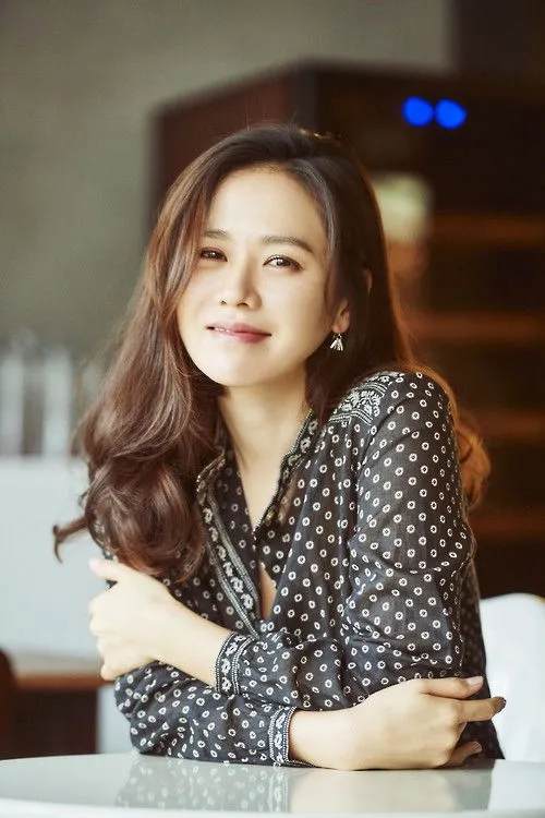 Son Ye-jin photo