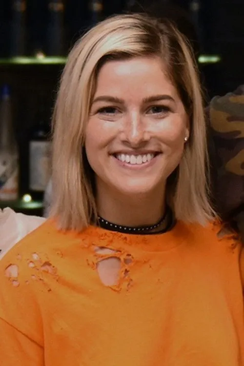 Cassadee Pope photo
