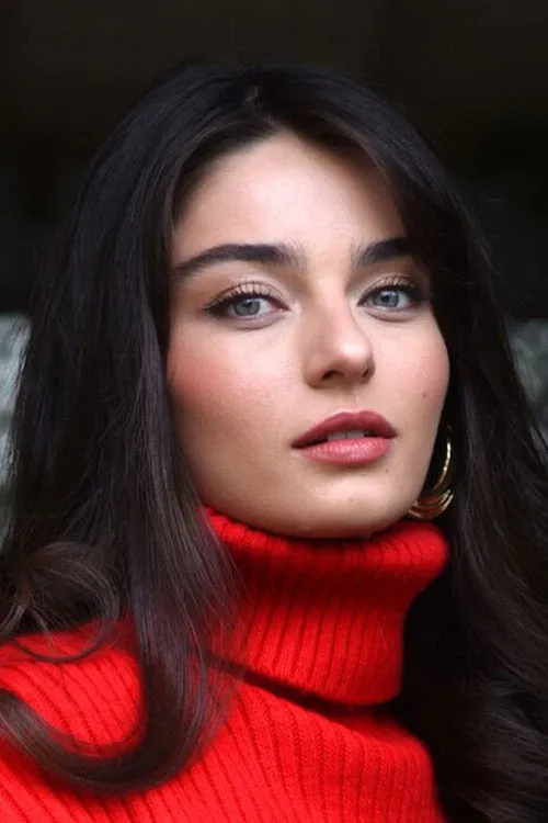 Ayça Ayşin Turan photo