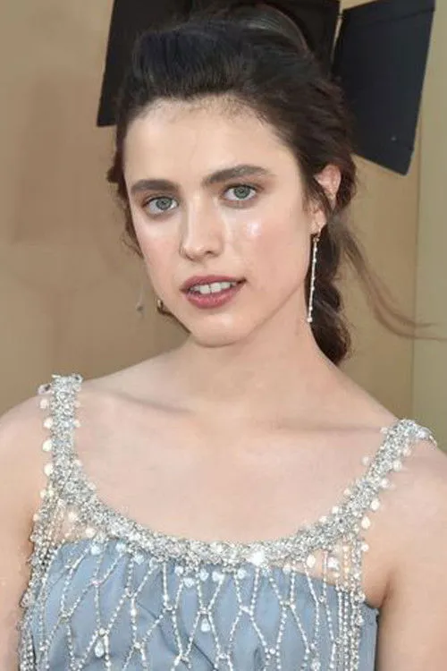 Margaret Qualley photo