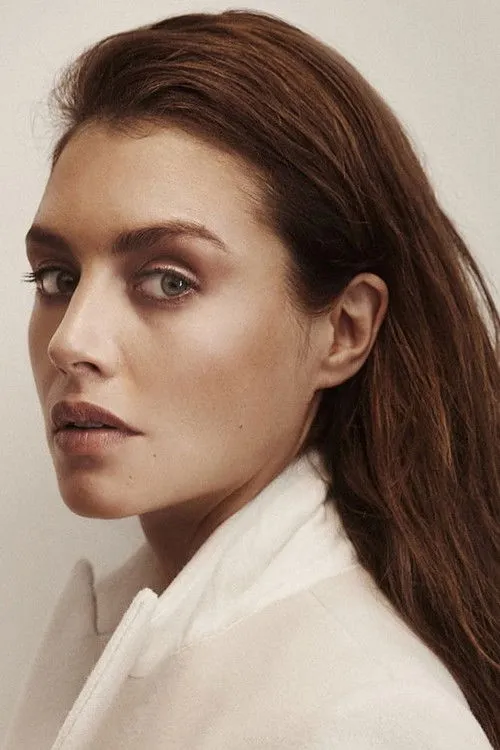 Hannah Ware photo