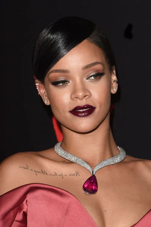 Rihanna photo
