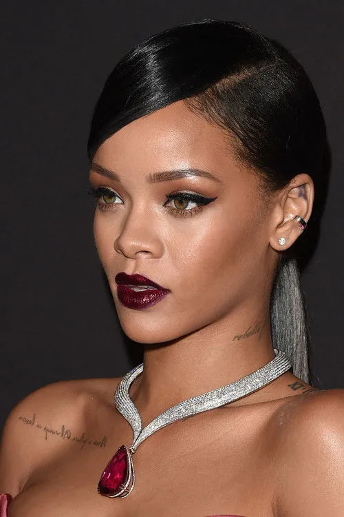 Rihanna photo