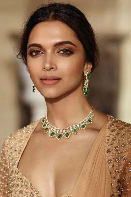Deepika Padukone photo