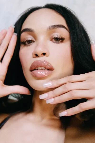 Cleopatra Coleman photo