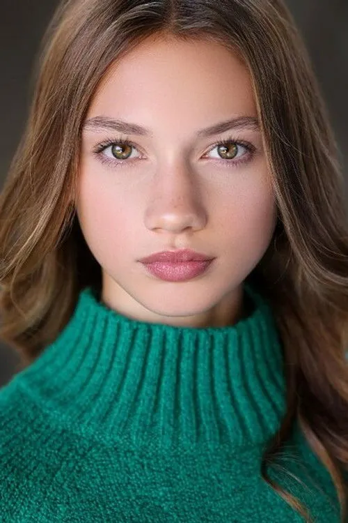 Maya Le Clark photo