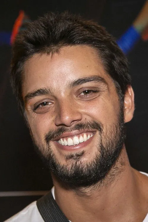 Rodrigo Simas photo