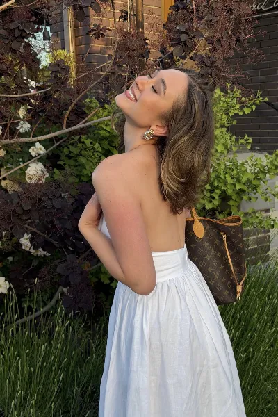 Emma Malouff photo