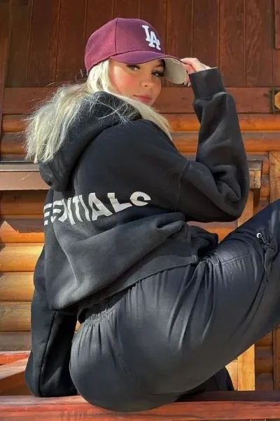 Jordyn Jones photo