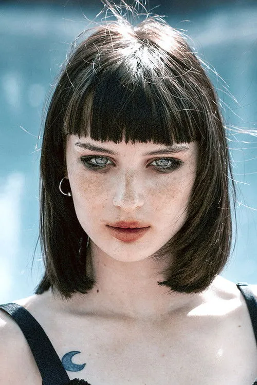 Alice Pagani photo