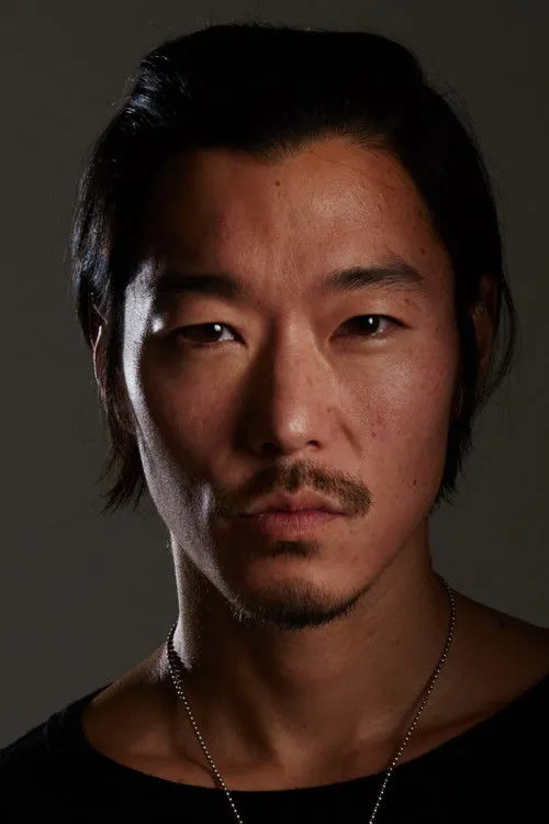 Aaron Yoo photo