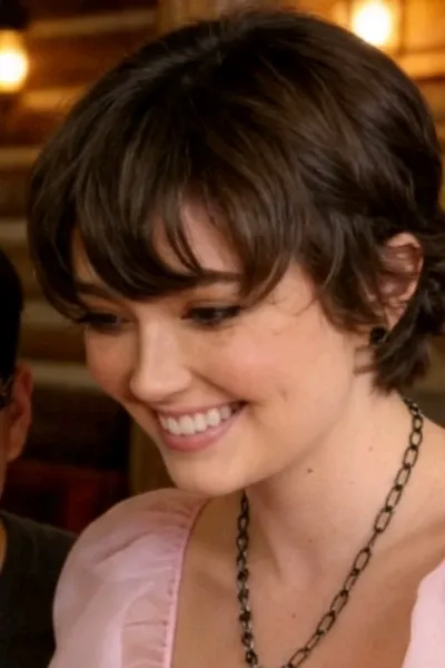 Sophia Woodward photo
