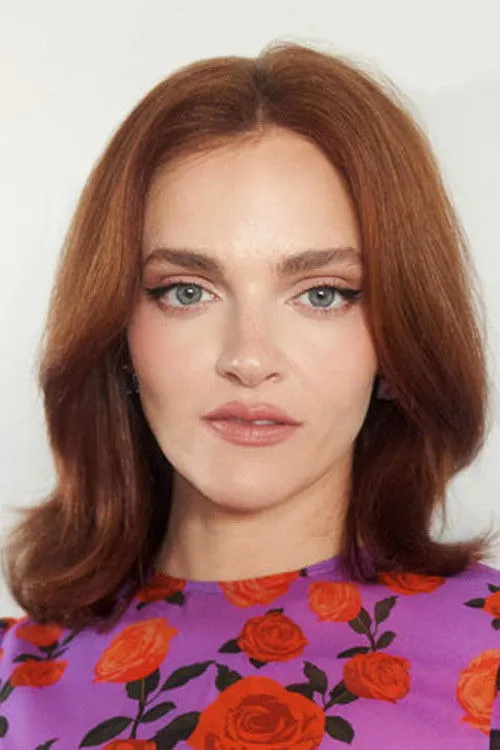 Madeline Brewer photo