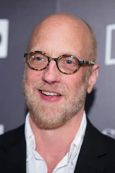Chris Elliott photo