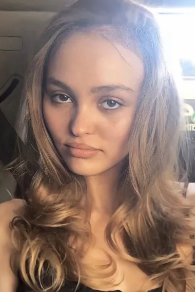Lily-Rose Depp photo