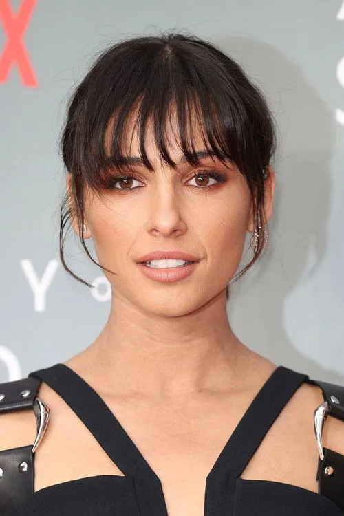Naomi Scott photo