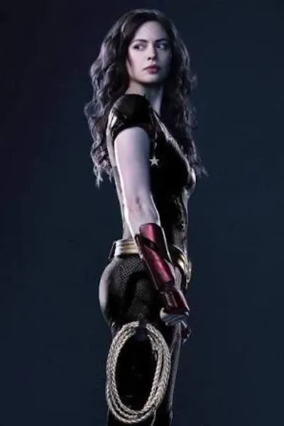 Conor Leslie photo