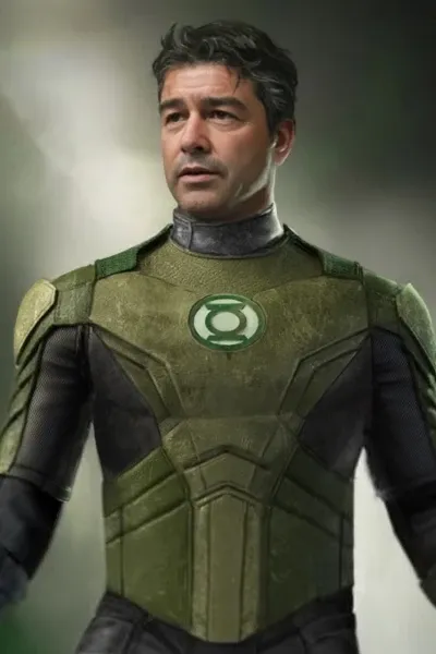 Kyle Chandler photo