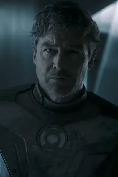 Kyle Chandler photo