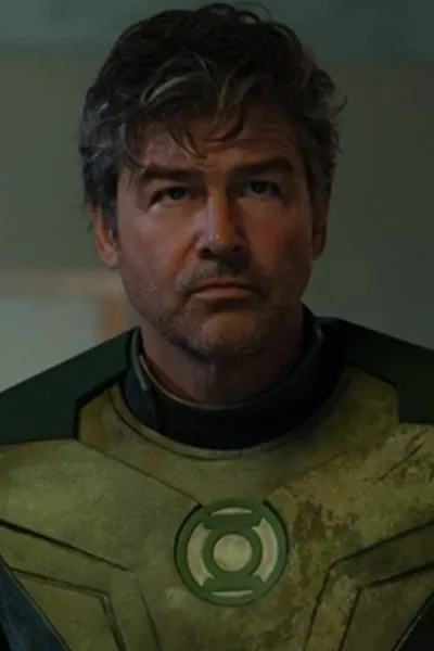 Kyle Chandler photo