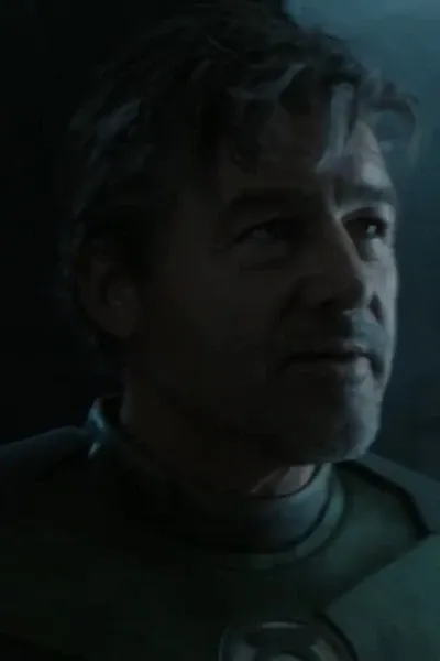 Kyle Chandler photo
