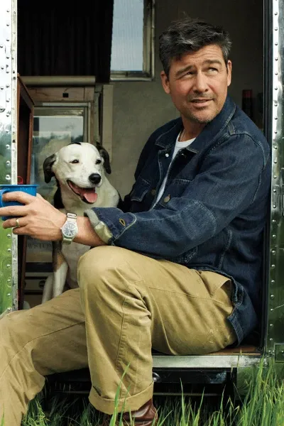 Kyle Chandler photo