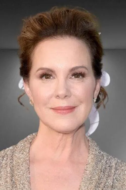 Elizabeth Perkins photo