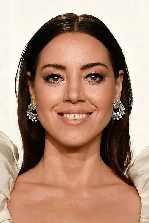 Aubrey Plaza photo