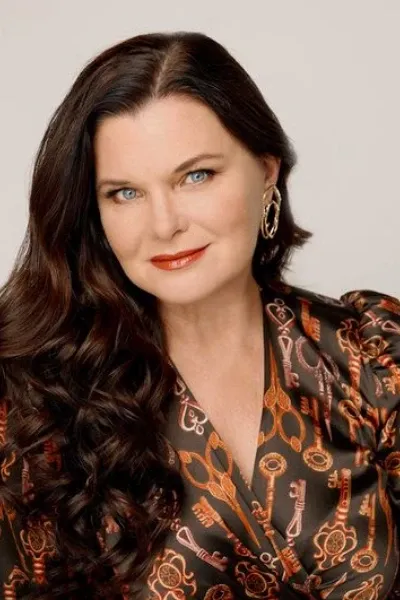 Heather Tom photo
