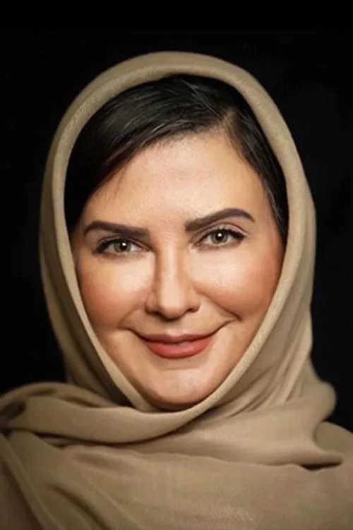 Laya Zanganeh photo