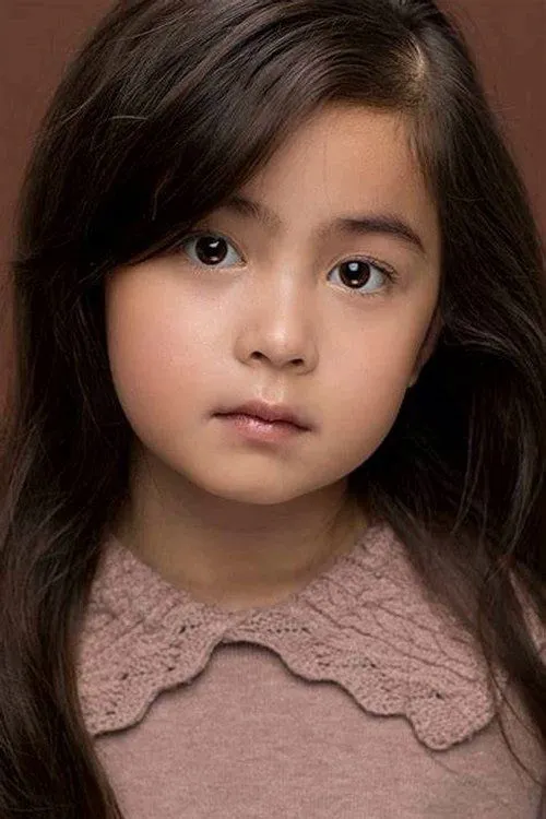 Madeleine Yuna Voyles photo