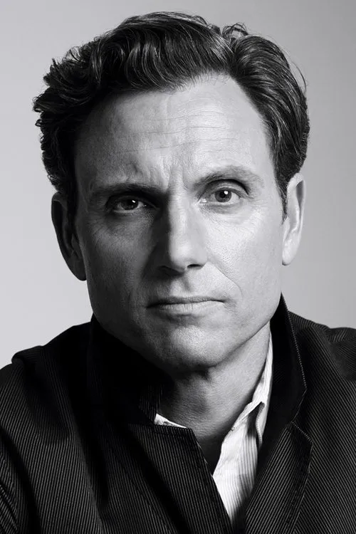 Tony Goldwyn photo