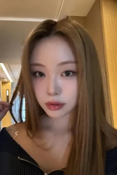 Kim Suhyeon photo