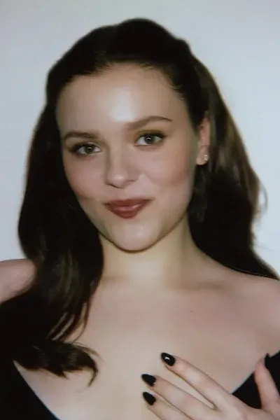 Maisy Stella photo