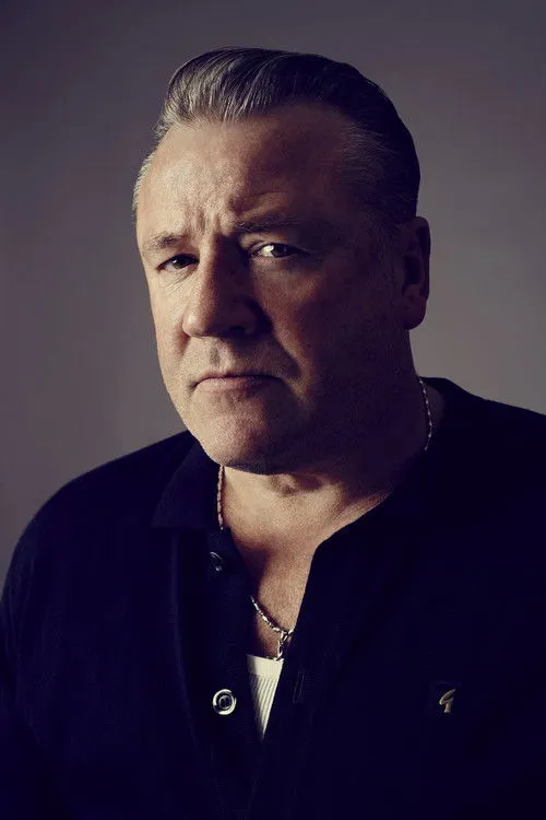 Ray Winstone photo