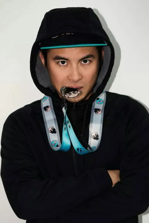 Xiaofeng He