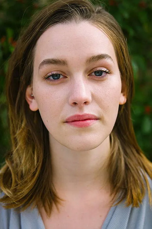 Victoria Pedretti photo