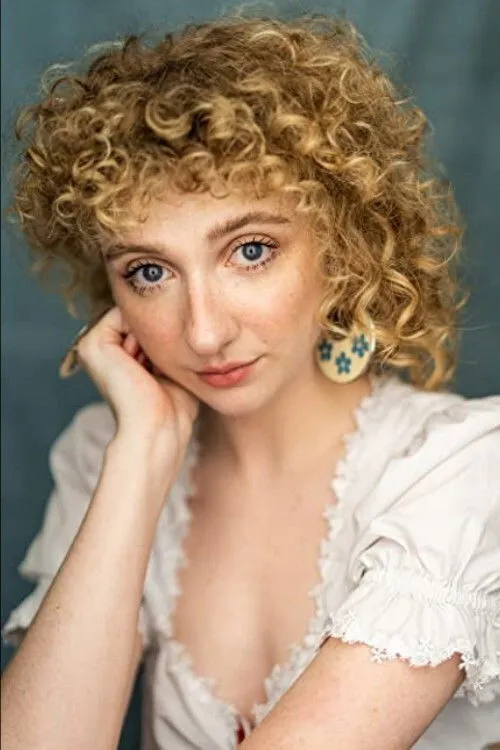 Emily Fairn photo