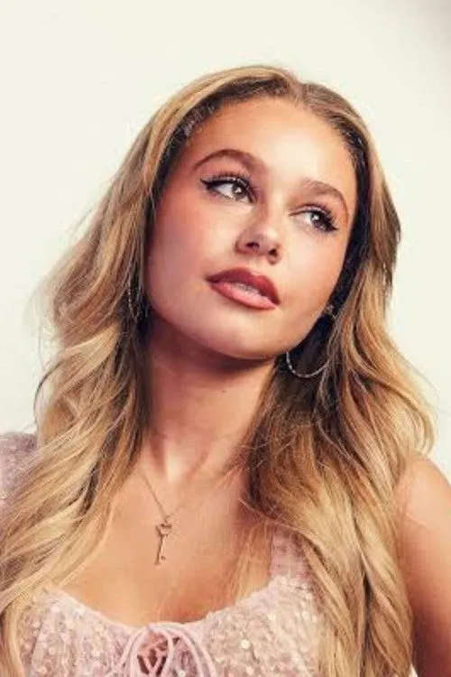 Ruby Rose Turner photo