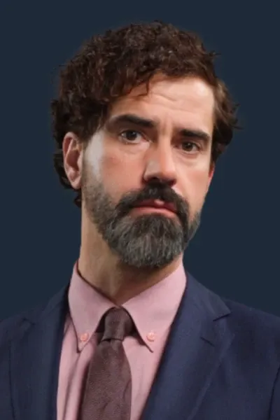 Hamish Linklater photo