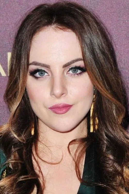 Elizabeth Gillies photo