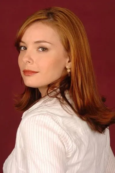 Regiane Alves photo