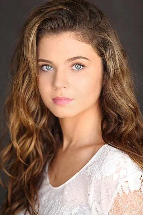 AlexAnn Hopkins photo