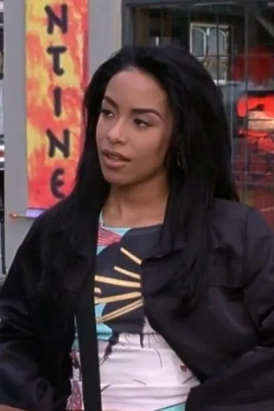 Aaliyah photo