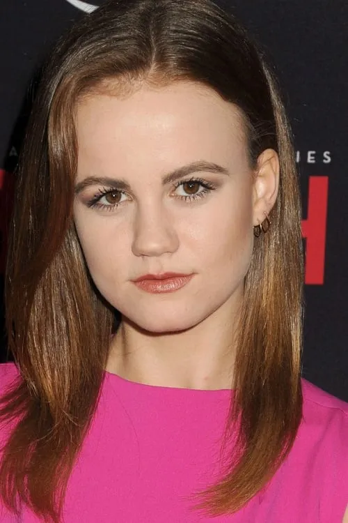 Mackenzie Lintz photo